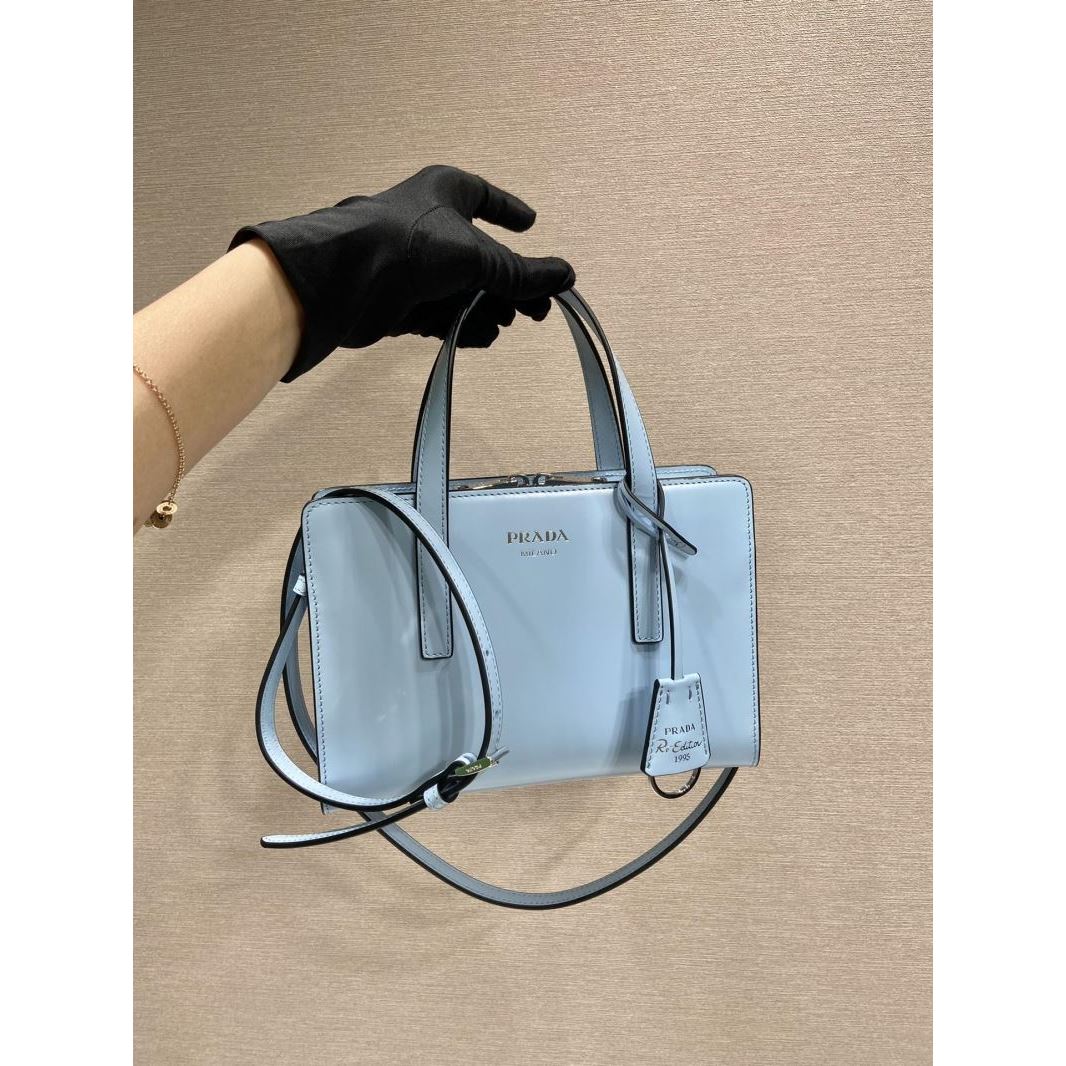 Prada Shopping Bags - Click Image to Close